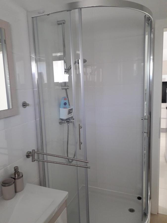 Apartment White วานตาชิชี ภายนอก รูปภาพ
