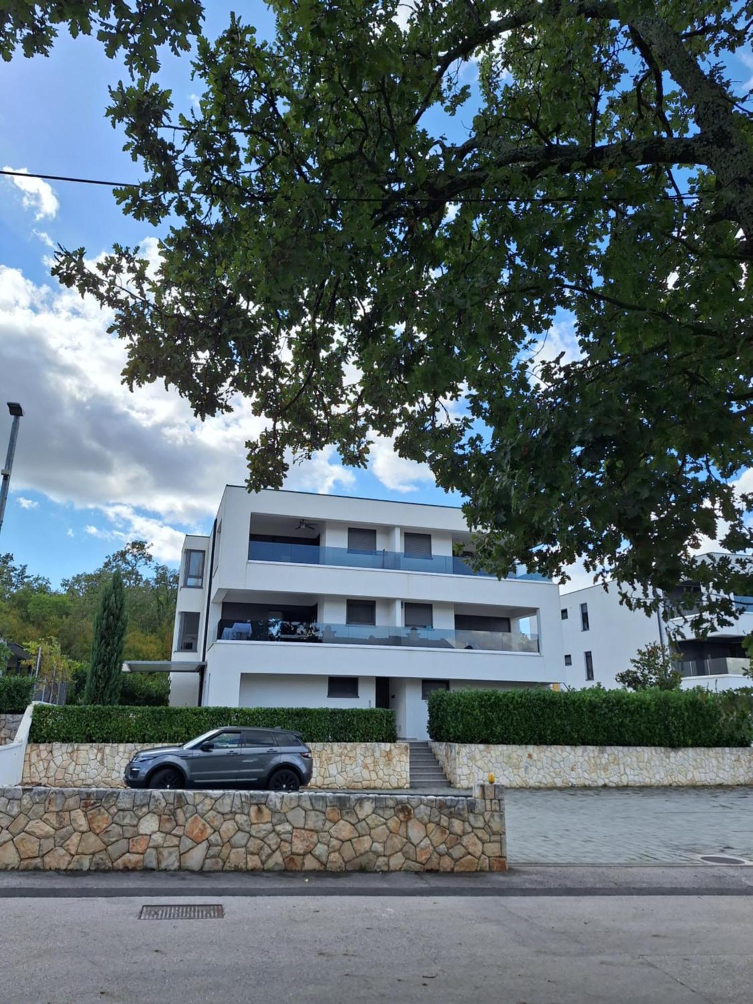 Apartment White วานตาชิชี ภายนอก รูปภาพ